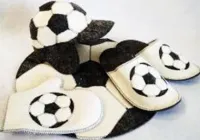 набор из 4-х предметов (кепка "футбол", рукавица, коврик, тапочки), жар-банька